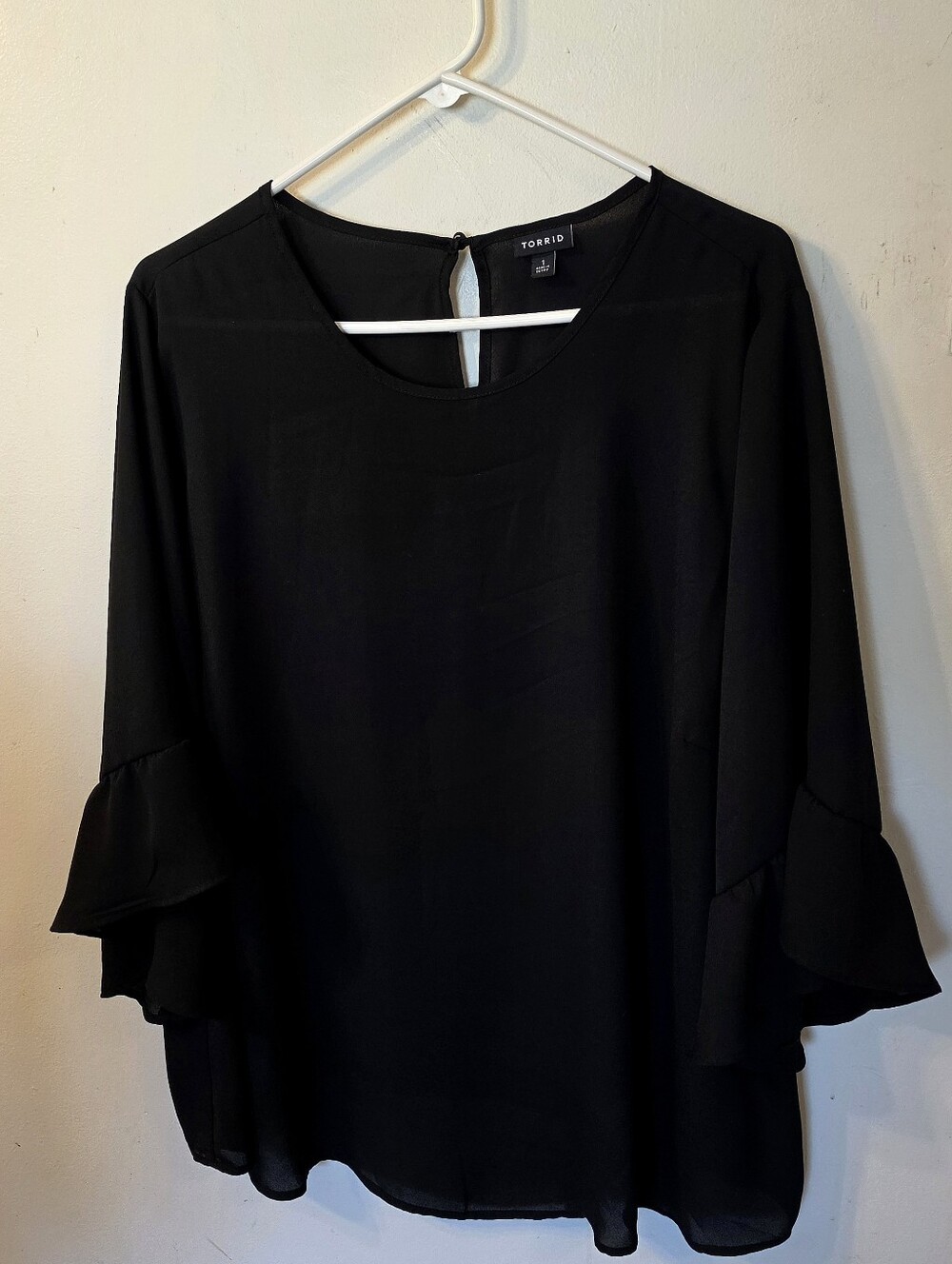 Torrid Abbey Georgette Ruffle Top Sz 1